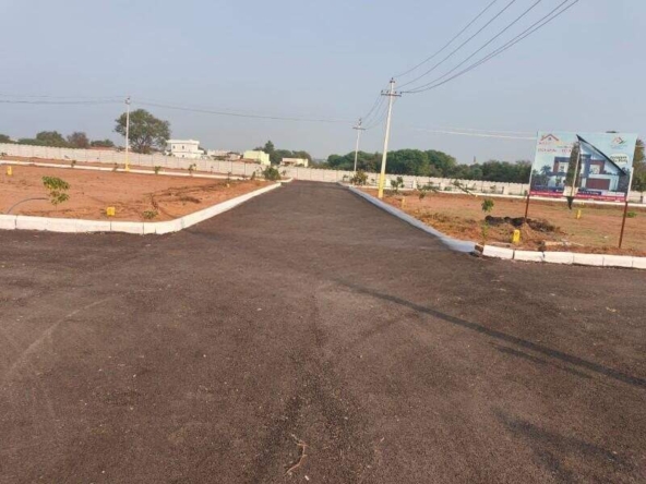 100 sq.yd Residential Plot in Tolichowki