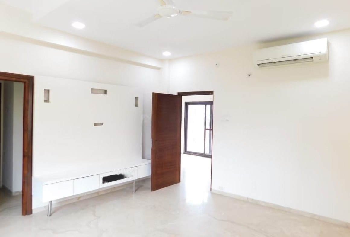 4 BHK Villa