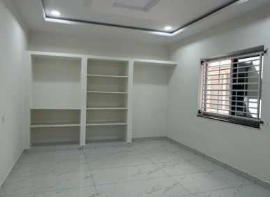 3 BHK 2600 sq-ft villa for rent in Yapral