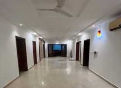 4 BHK flat for rent in Fortune Enclave in Banjara Hills