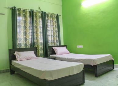 4BHK girls PG for rent in Kondapur