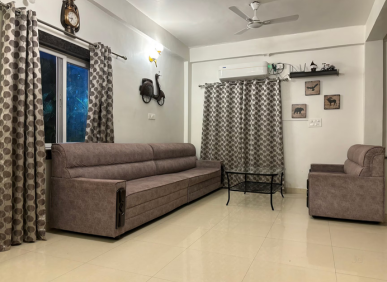 4 BHK Farmhouse with Pool For Rent at Aziz Nagar