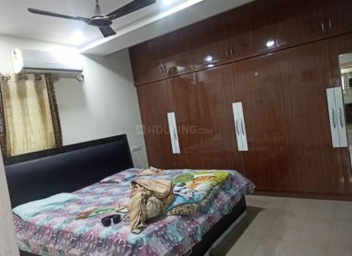 2 BHK 1200 sq-ft flat for Rent in Madhapur