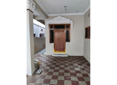 2 BHK 900 sq.ft flat for rent in Boduppal