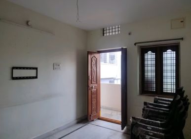 2 BHK 800 sq.ft flat for rent in Boduppal